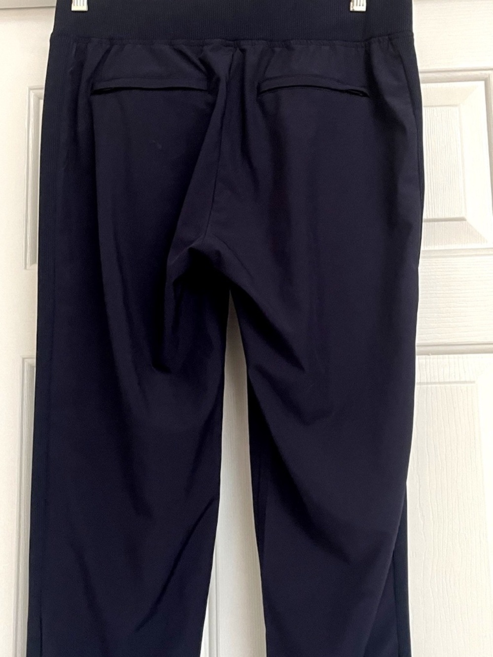 Quince Women's Performance Tech Ankle Commuter Pants Navy Blue Size small - Picture 6 of 10